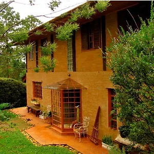 Casa de Férias Casa Aconchegante Na Montanha à 15min Do Centro!